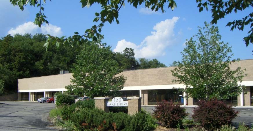 150 Lake Dr, Wexford, PA for Rent