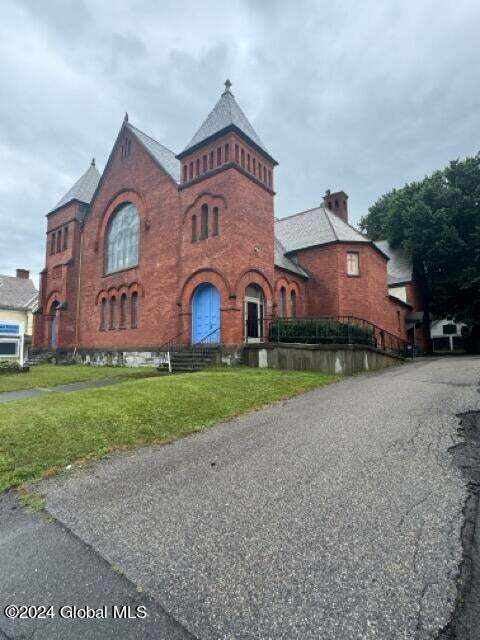 130 Main St, Hoosick Falls, NY for Sale