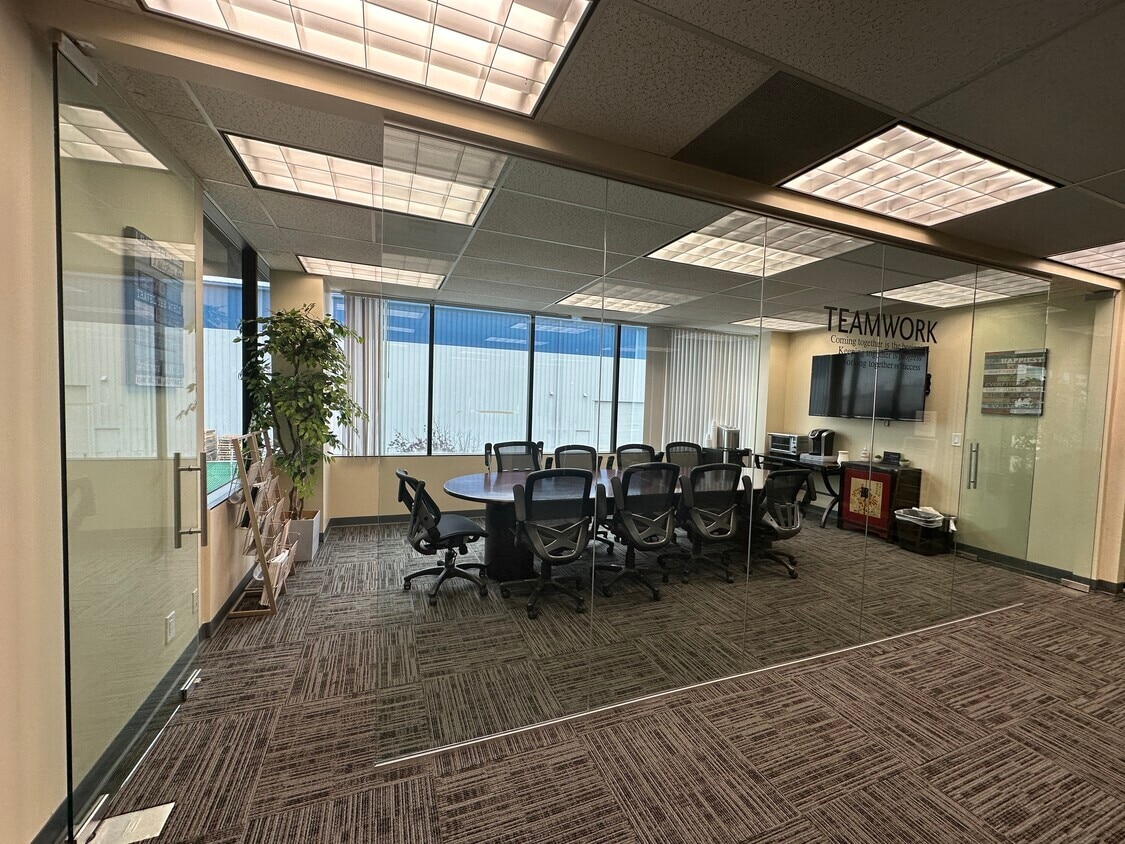 4725 Mercury St, San Diego, CA for Rent