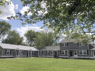Springfield, OH Apartments - 1917-2011 Sweetbriar Ln
