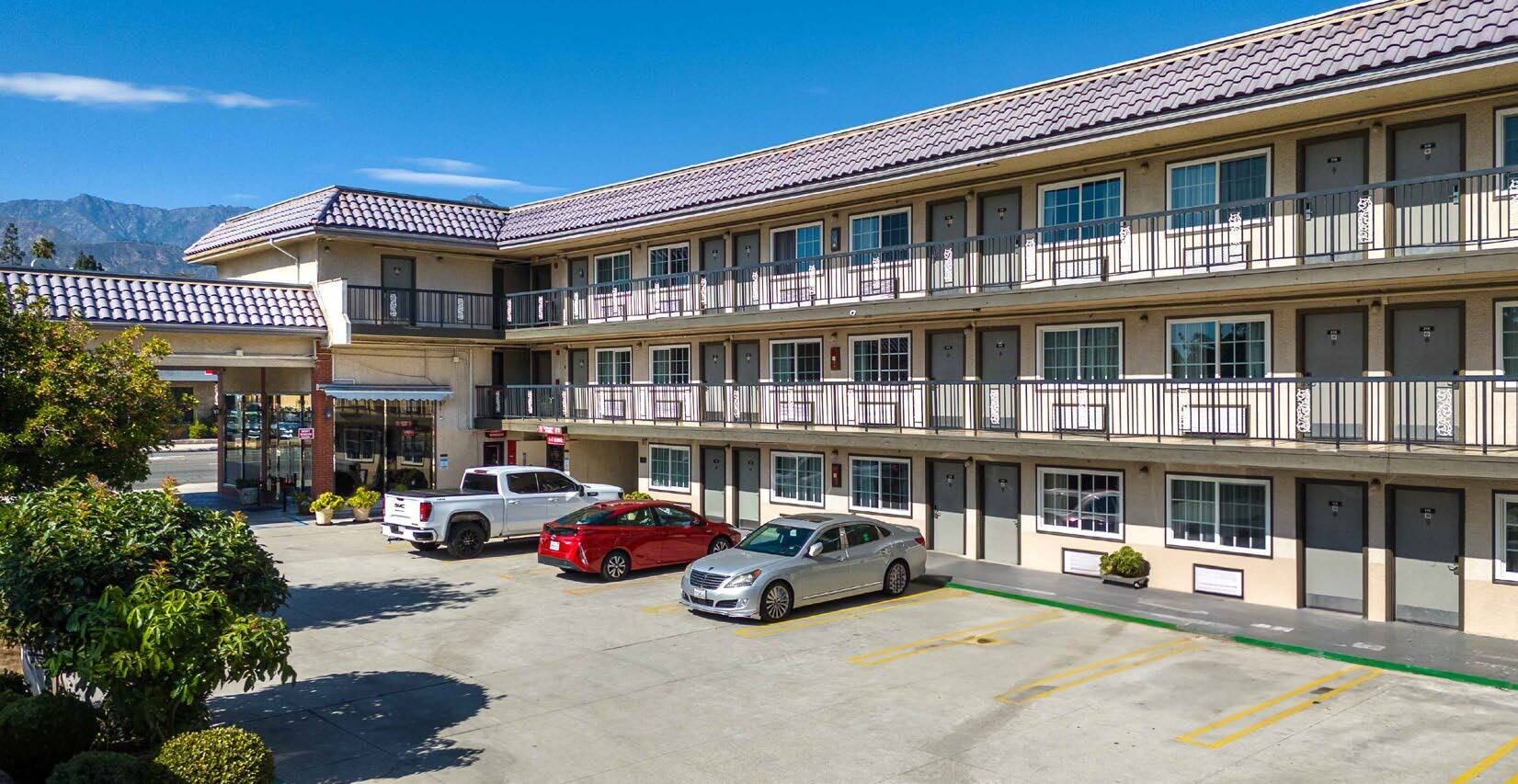2156 E Colorado Blvd, Pasadena, CA for Sale