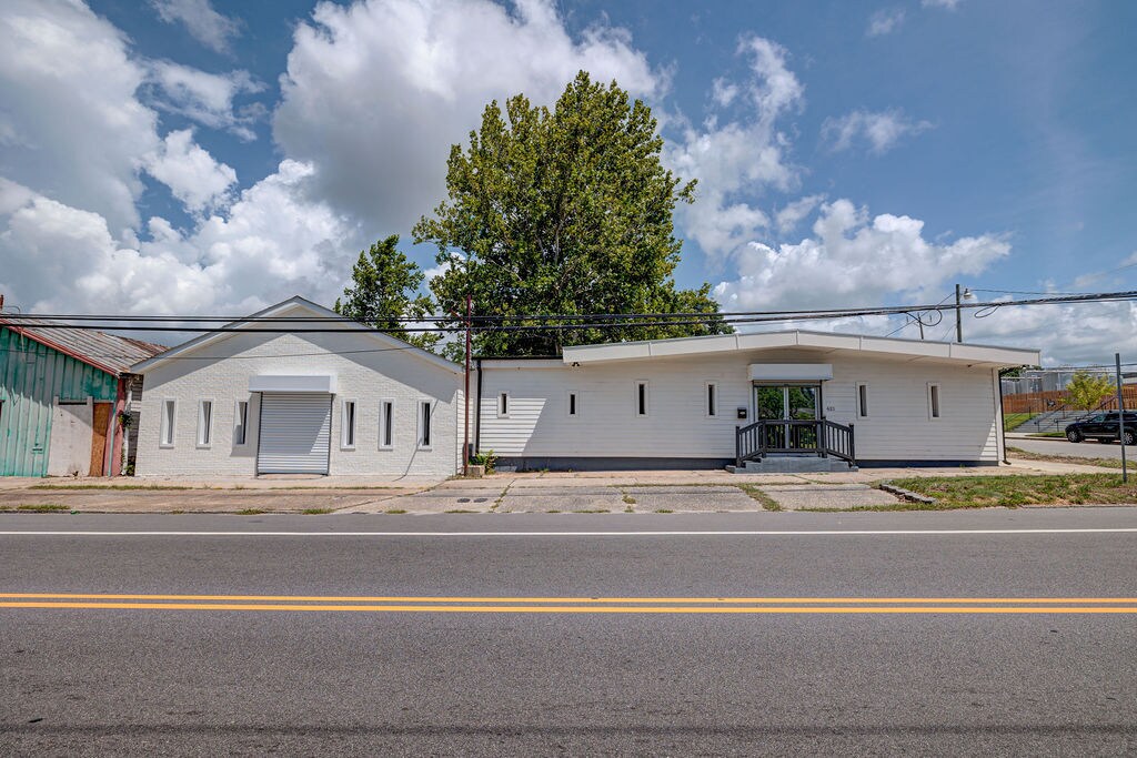 621 Greenfield St, Wilmington, NC for Rent