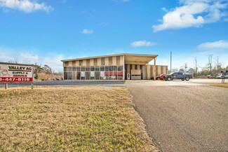 Pikeville, TN Auto Dealership - 3832 Main St