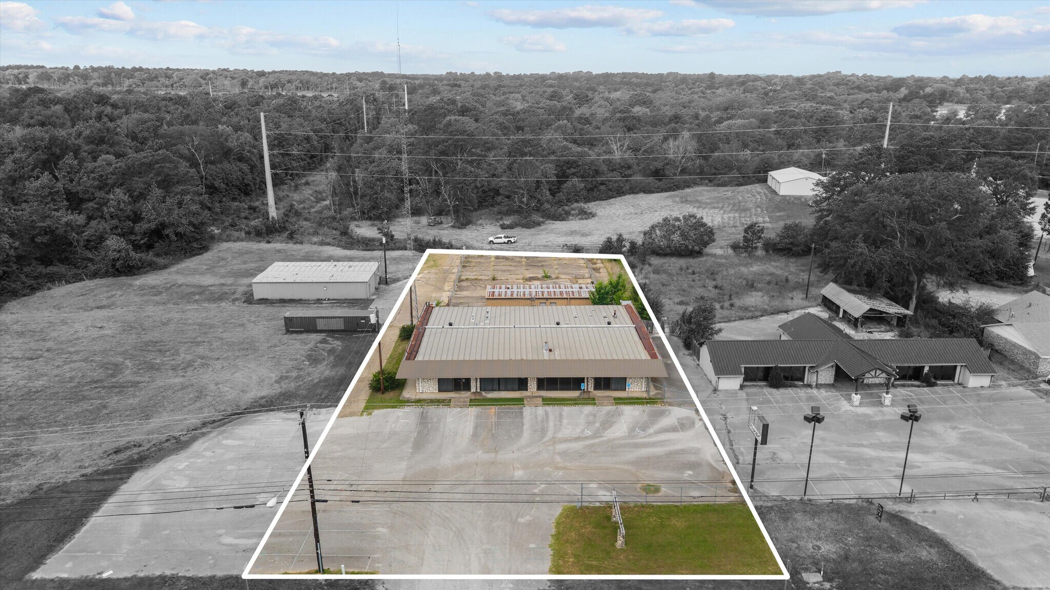 1528 Nnw Loop 323, Tyler, TX for Sale