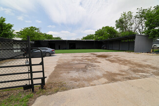 Justin, TX Warehouse - 415 Topeka Ave