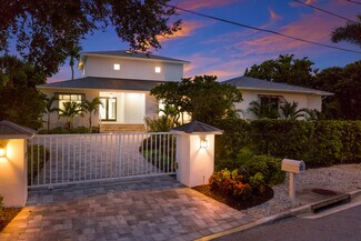 Sarasota, FL Residential Income - 1718 Bay St