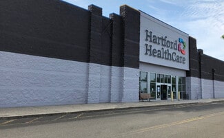 North Haven, CT Retail - 100-200 Universal Dr N