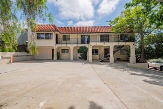 Chatsworth, CA Storefront Retail/Residential - 23403 Lake Manor Dr