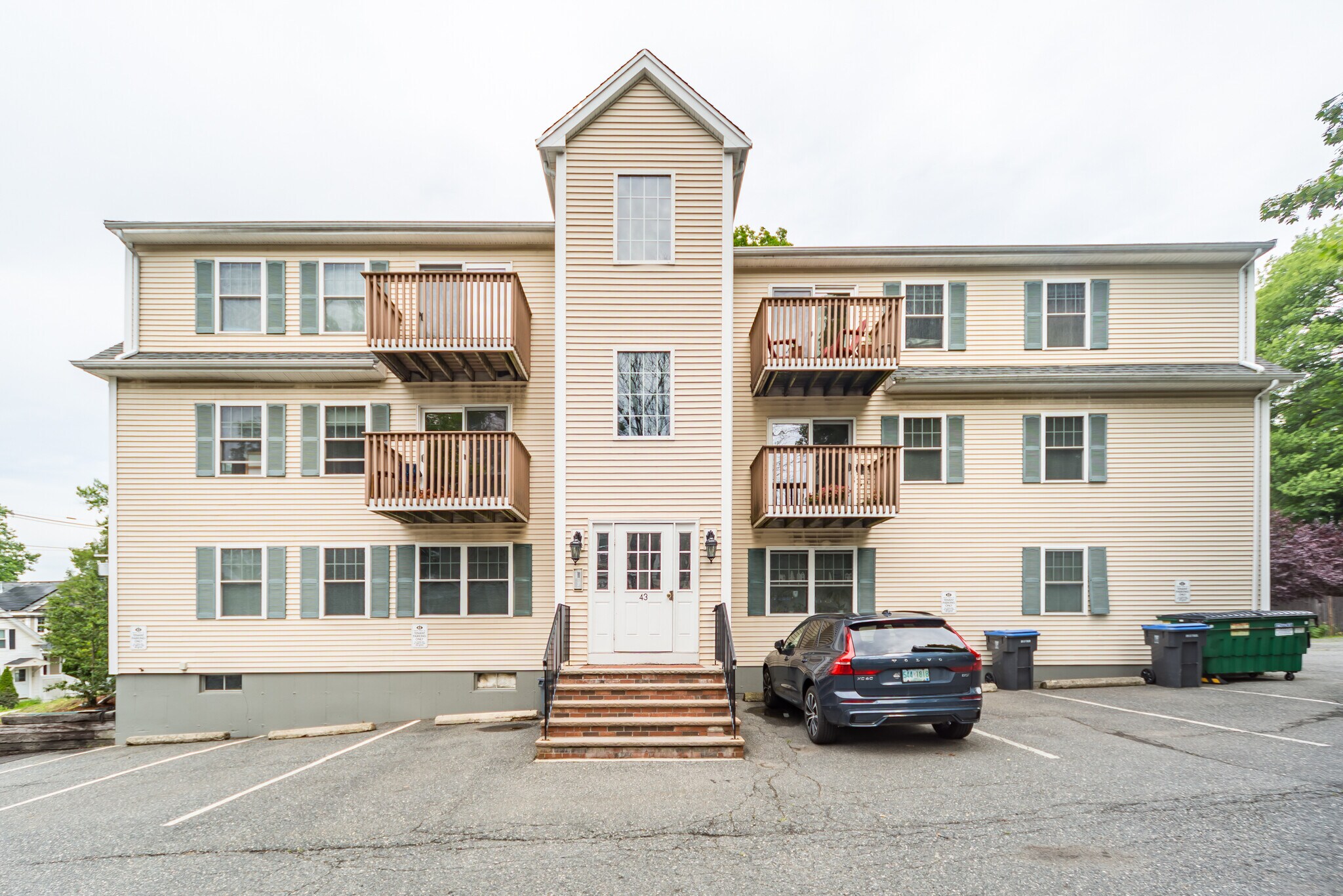 43 N Main St, Natick, MA for Sale