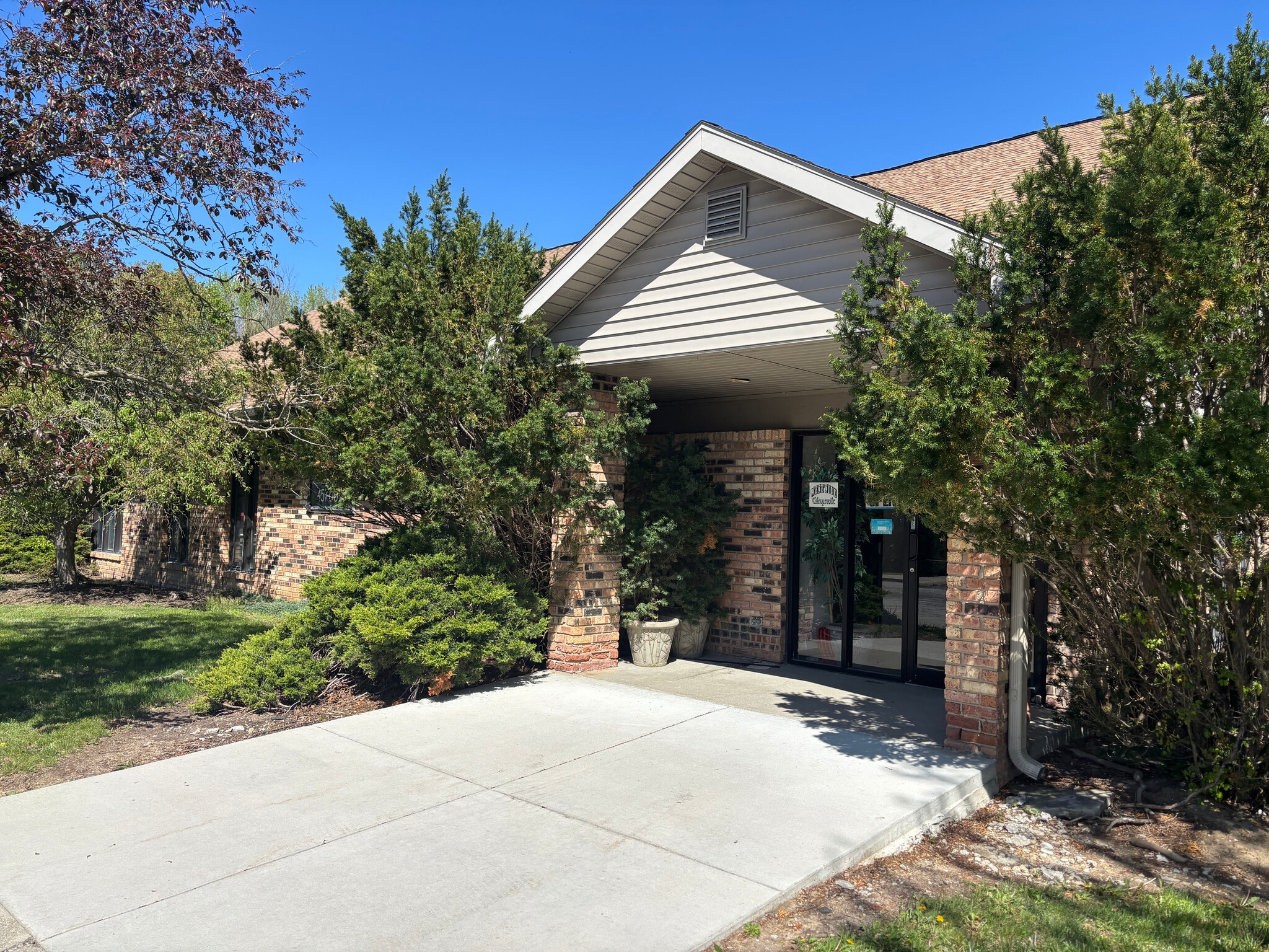 808 S Berkley Rd, Kokomo, IN for Sale