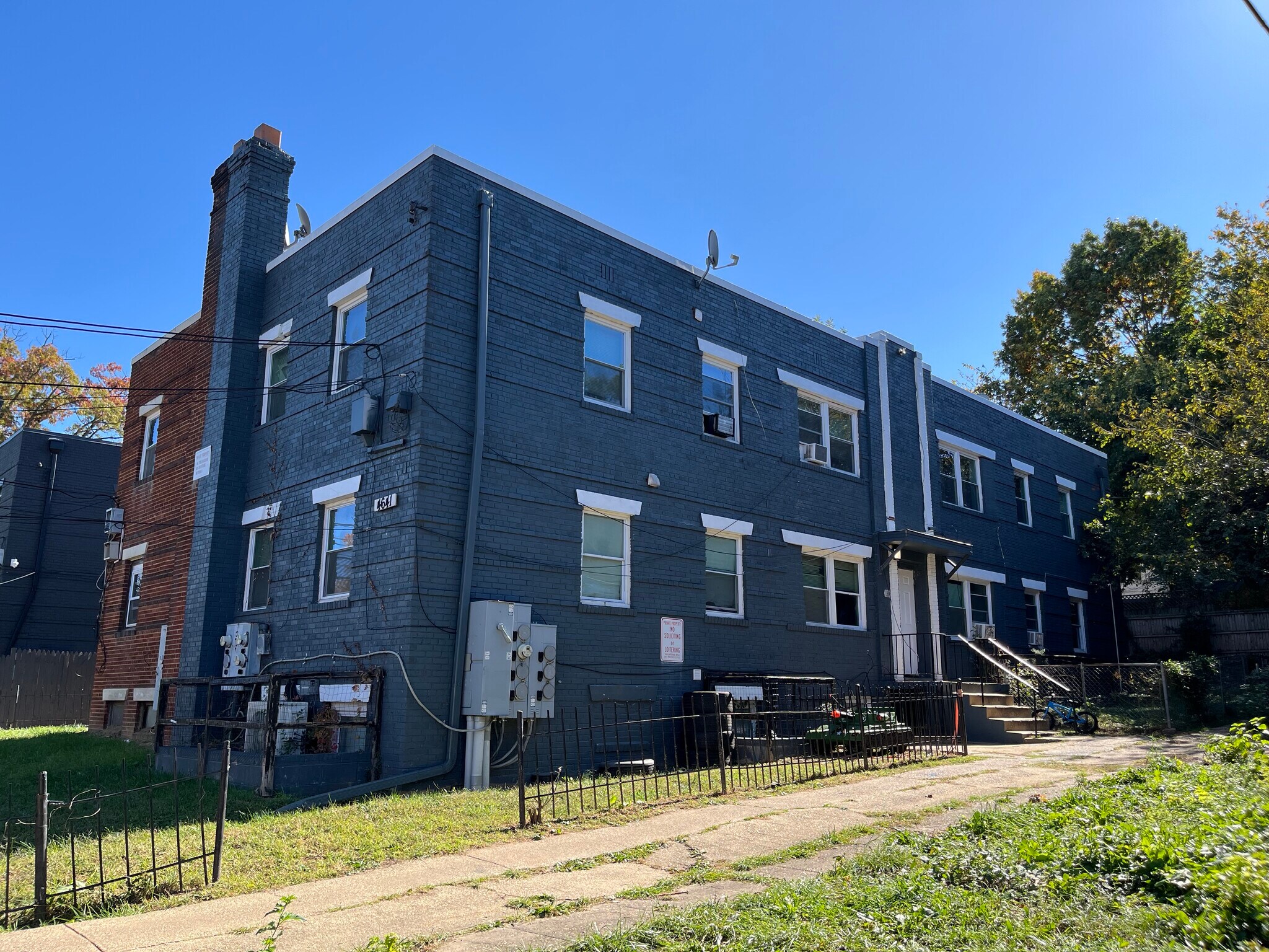4641 Hillside Rd SE, Washington, DC for Sale