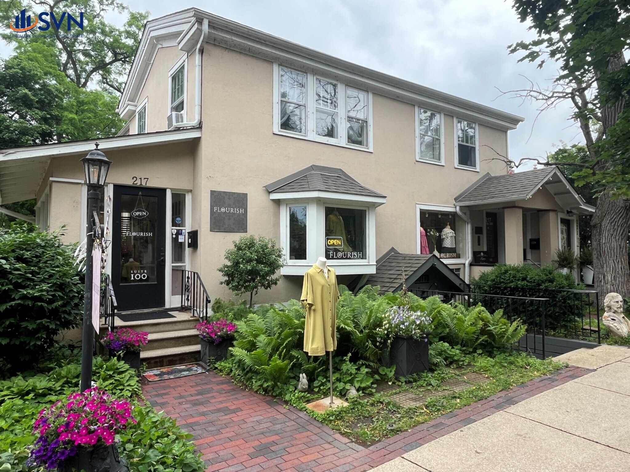 217 S Third St, Geneva, IL for Rent