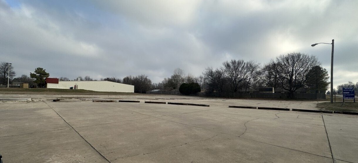 500 W Florence St, Broken Arrow, OK for Sale