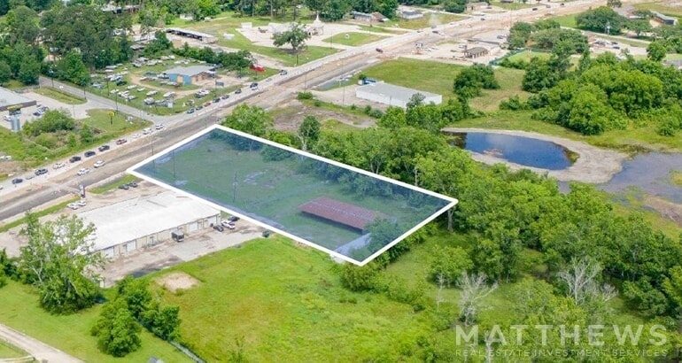 24722 FM 2100 Rd, Huffman, TX for Sale