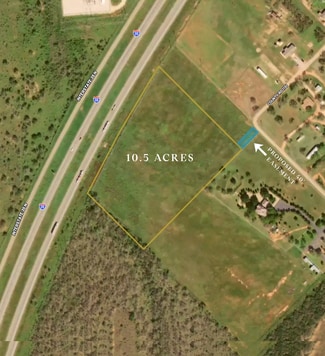 Pearsall, TX Commercial - 175 County Road 1151