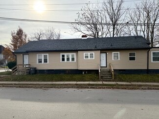 Indianapolis, IN Apartments - 3178 N Capitol Ave