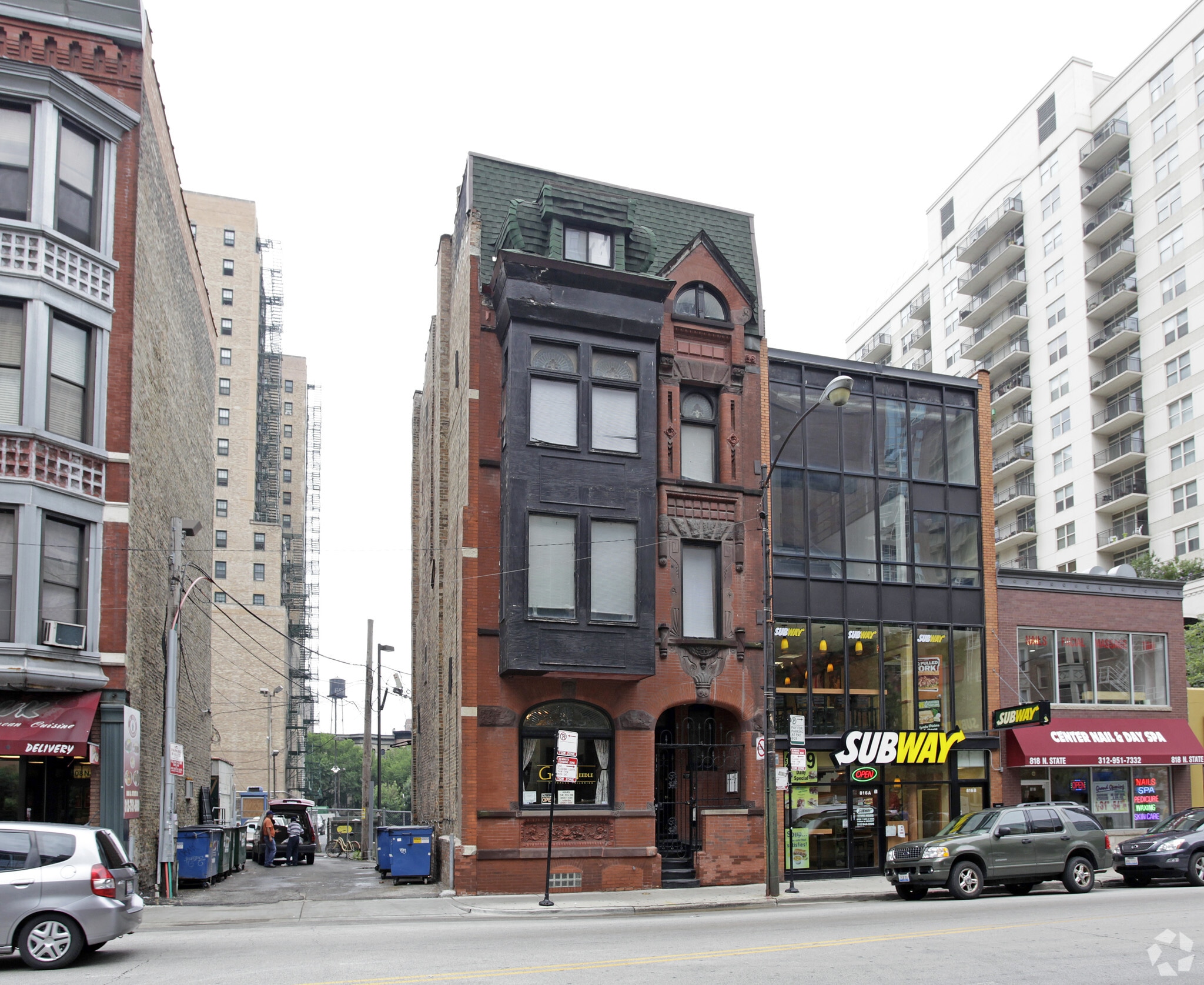 814 N State St, Chicago, IL for Rent
