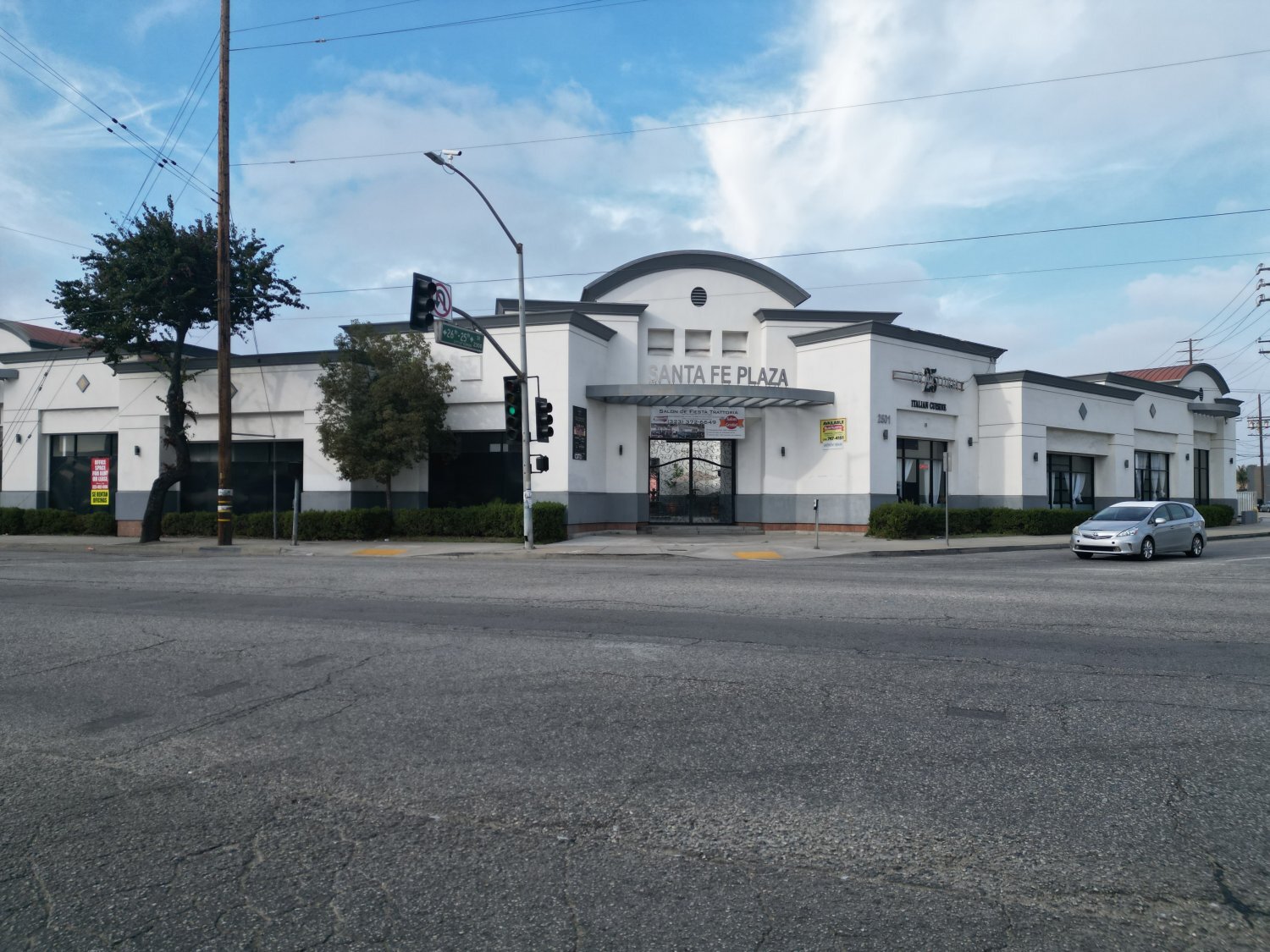 2501-2575 S Santa Fe Ave, Vernon, CA for Rent