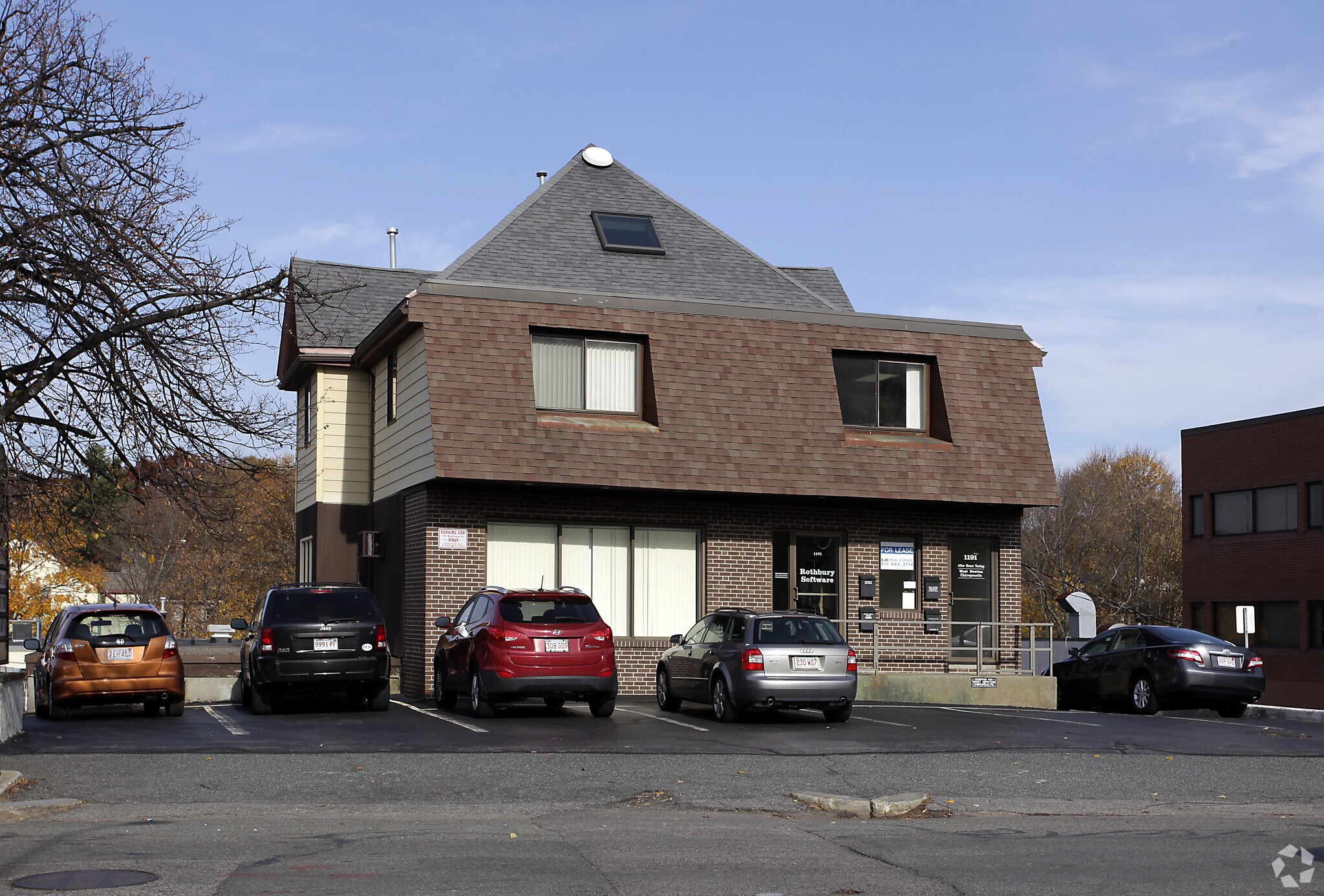 1191 Washington St, Newton, MA for Rent
