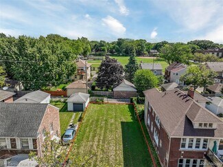 Grosse Pointe Park, MI Commercial Land - 1254 Beaconsfield Ave