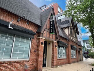 Madison, WI Retail - 829 E Washington Ave