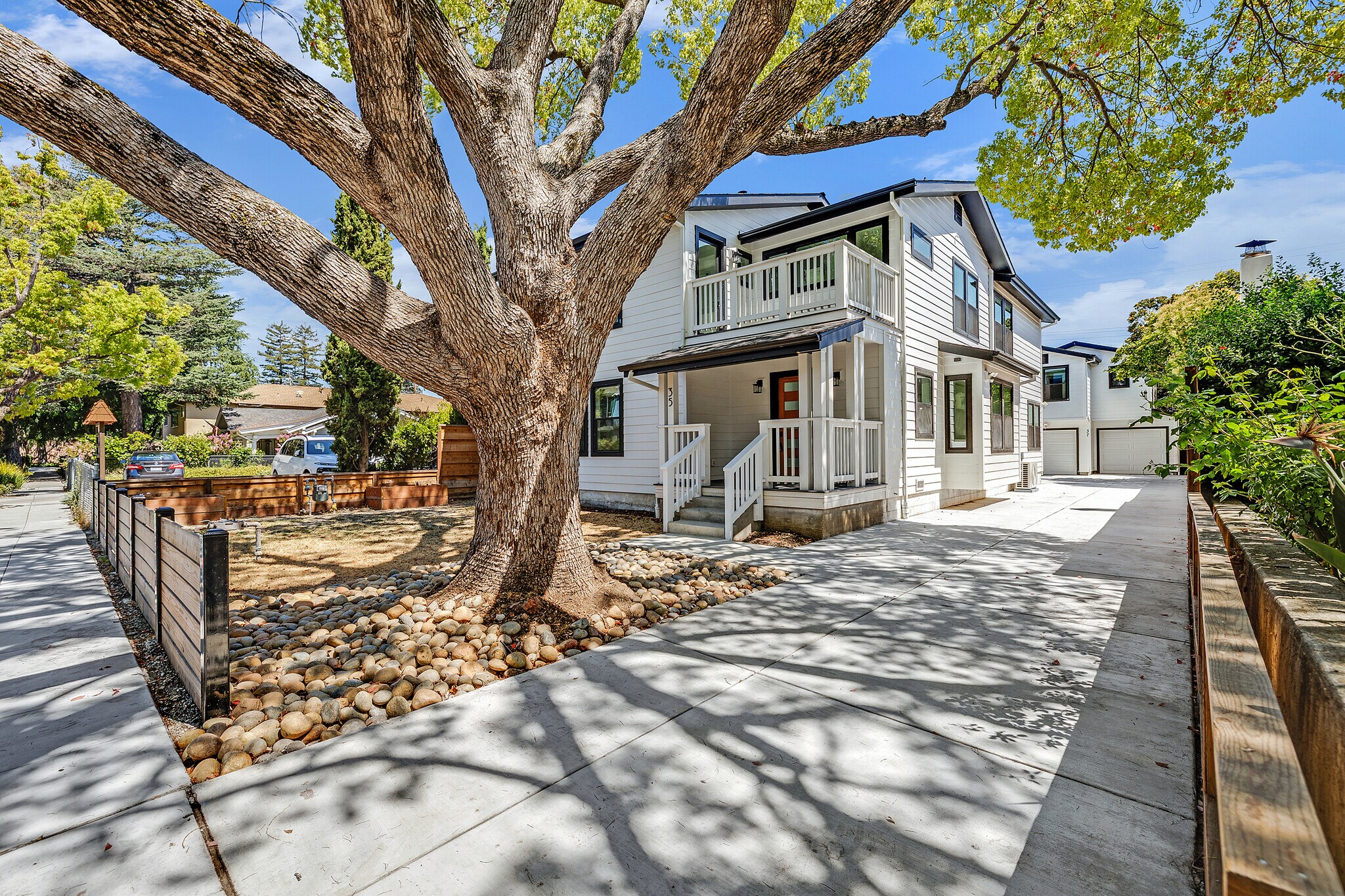 35 Arch St, Redwood City, CA for Sale
