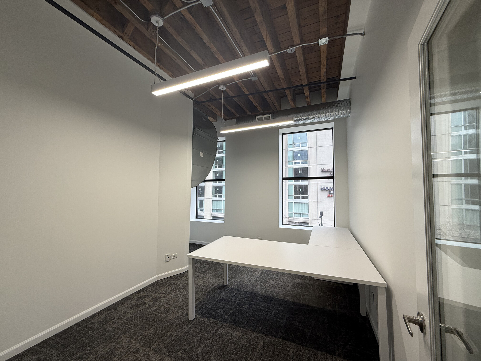 415 N Dearborn St, Chicago, IL for Rent