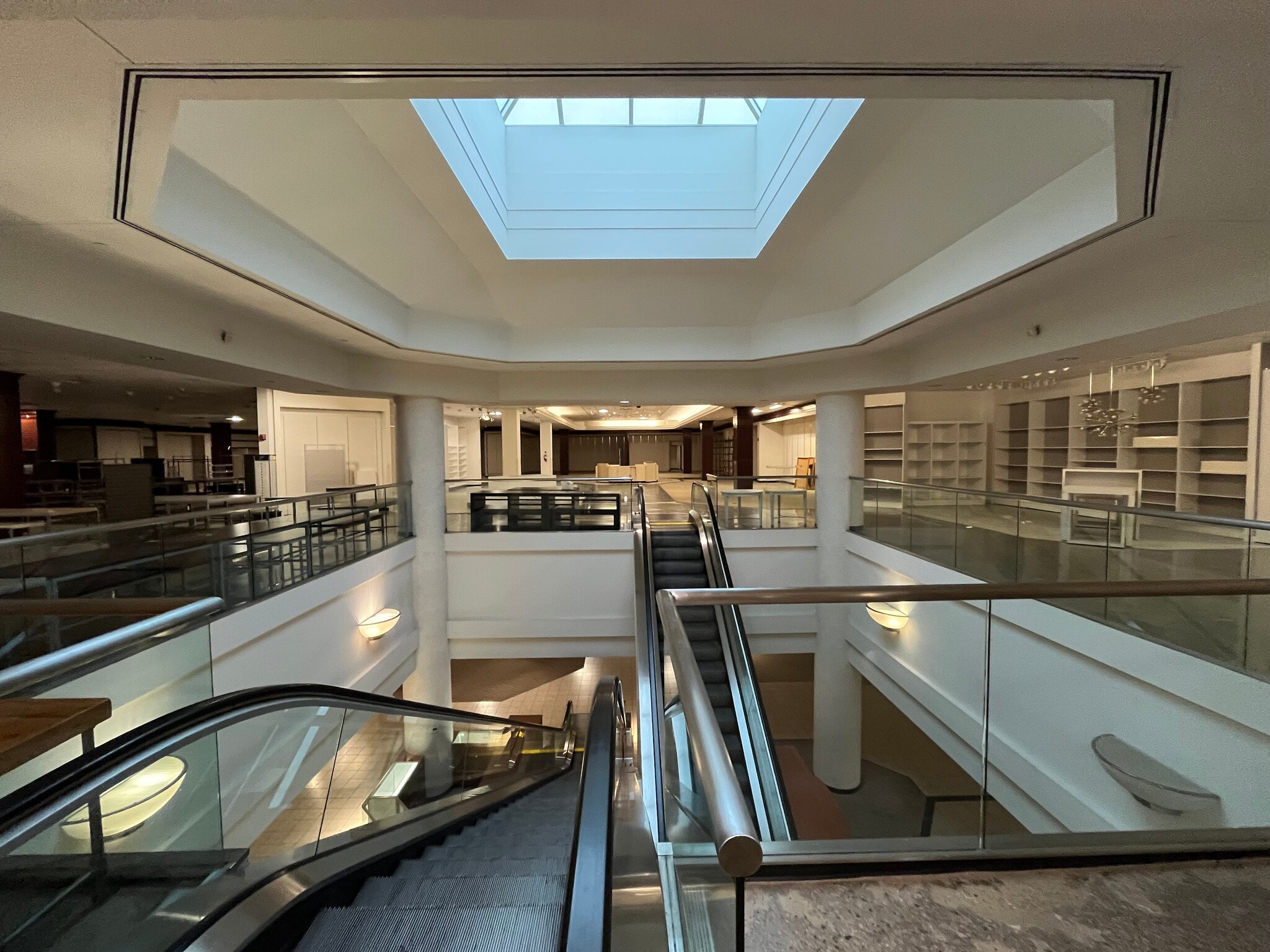 200 Beaver Valley Mall, Monaca, PA for Rent