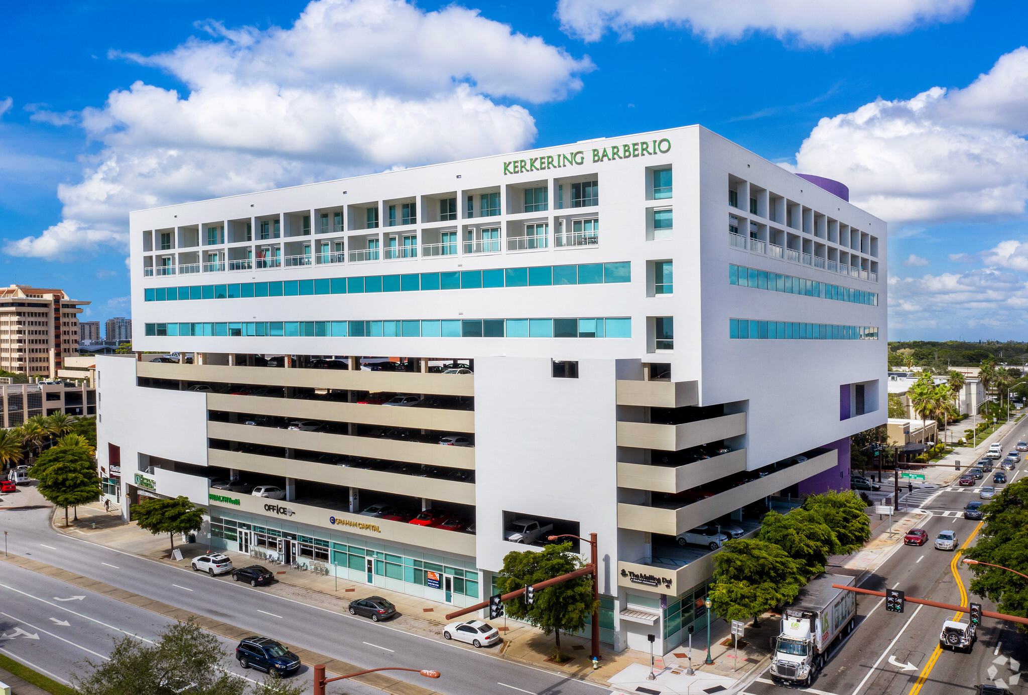 1990 Main St, Sarasota, FL for Rent