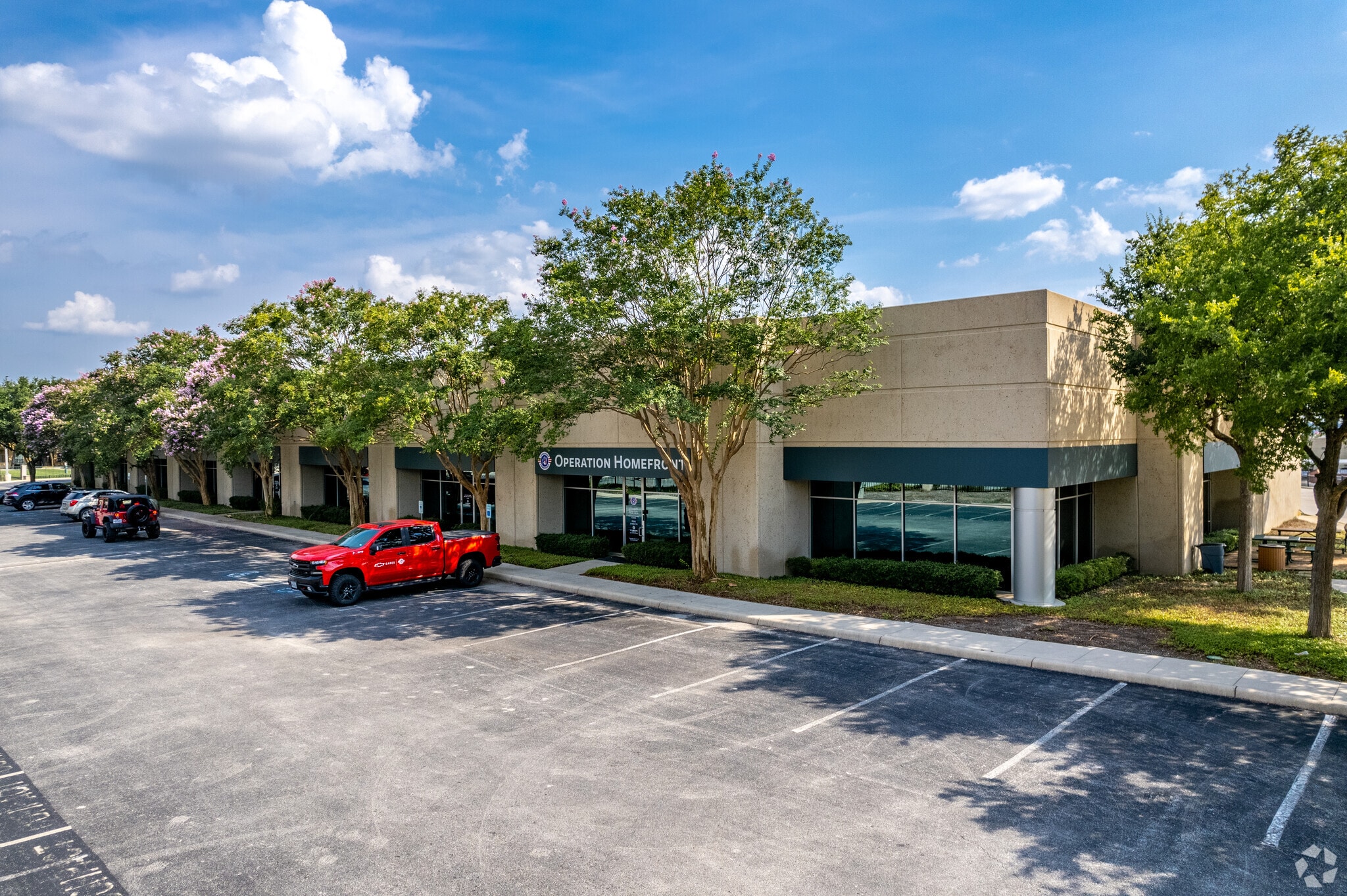 1077 Central Pky S, San Antonio, TX for Rent