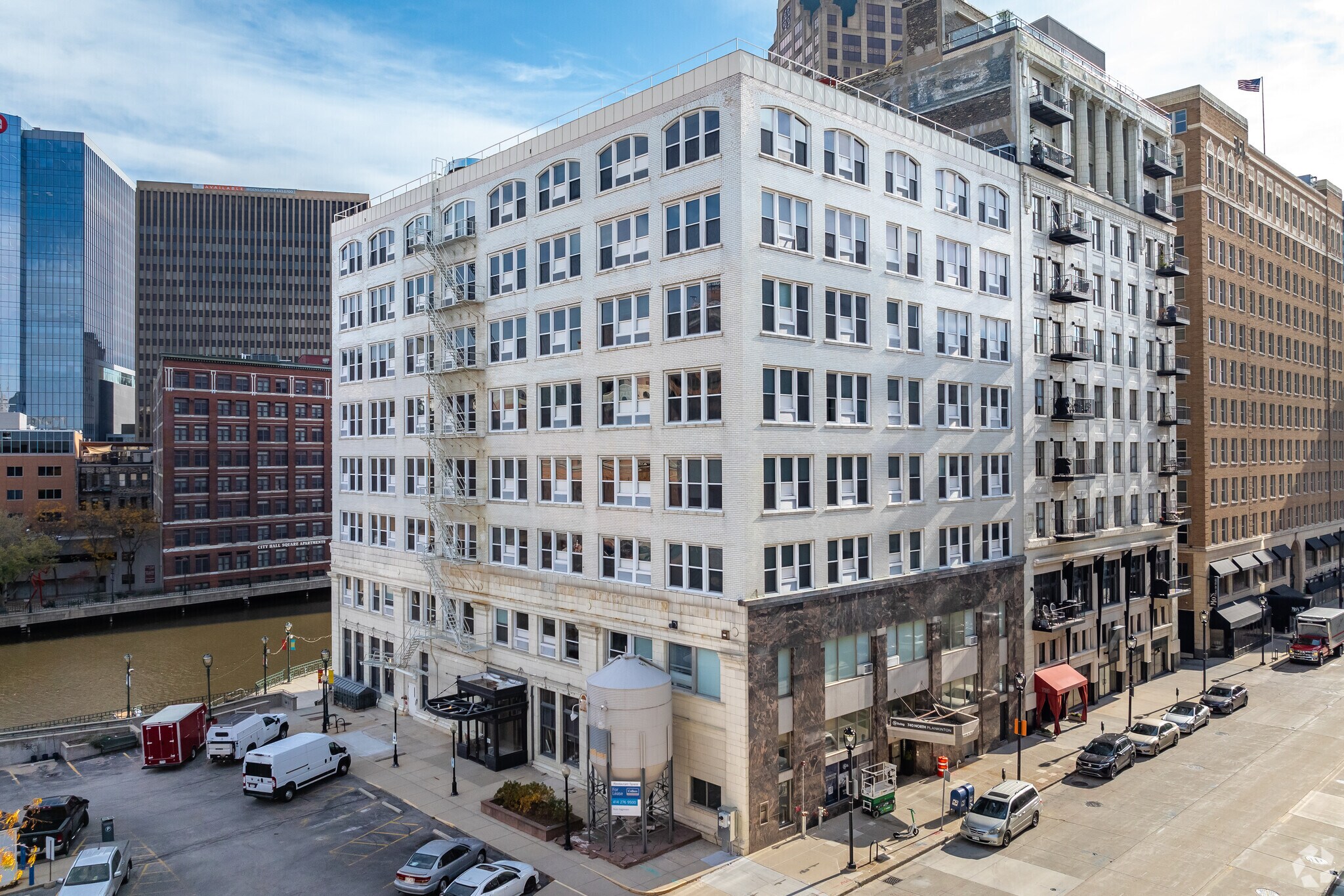 740 N Plankinton Ave, Milwaukee, WI for Rent