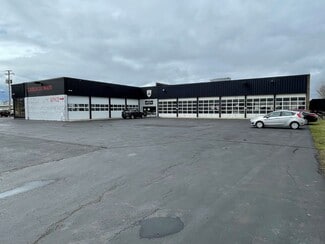 St Charles, IL Auto Dealership - 4200 E Main St