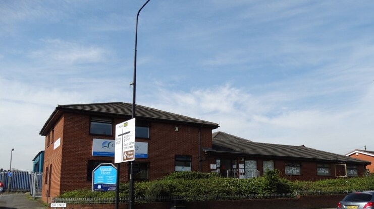 405 Wigan Rd, Ashton In Makerfield, LAN for Sale