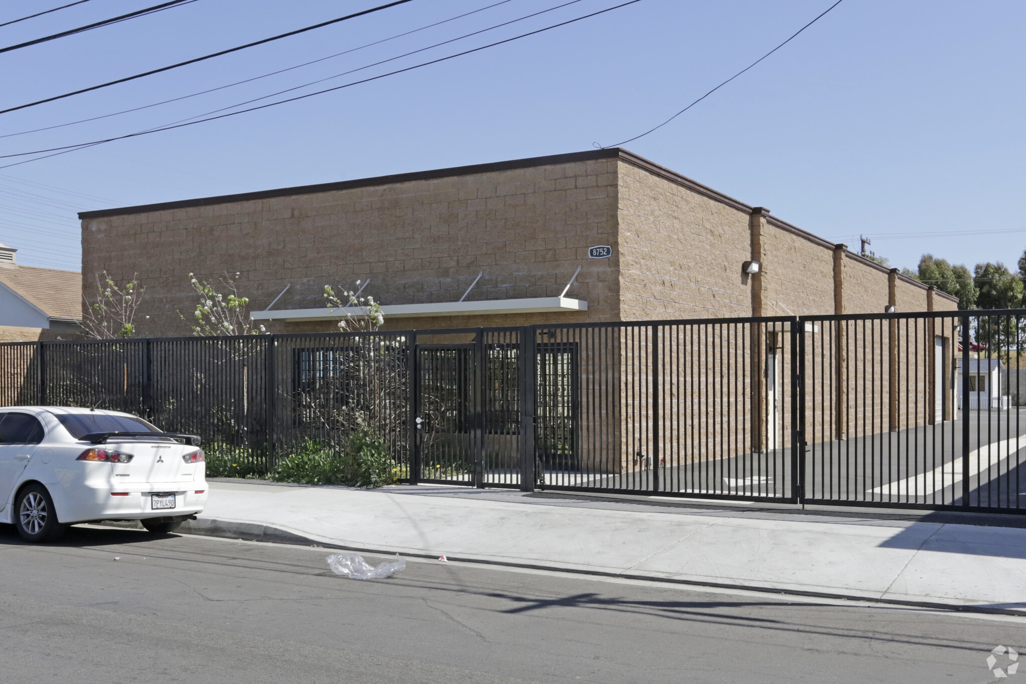 8752 Park St, Bellflower, CA for Sale