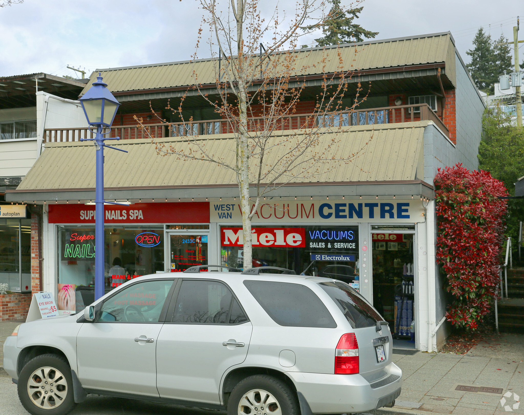 2433 SW Marine Dr, West Vancouver, BC for Rent