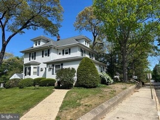 Pitman, NJ Office/Residential - 302 Montgomery Ave