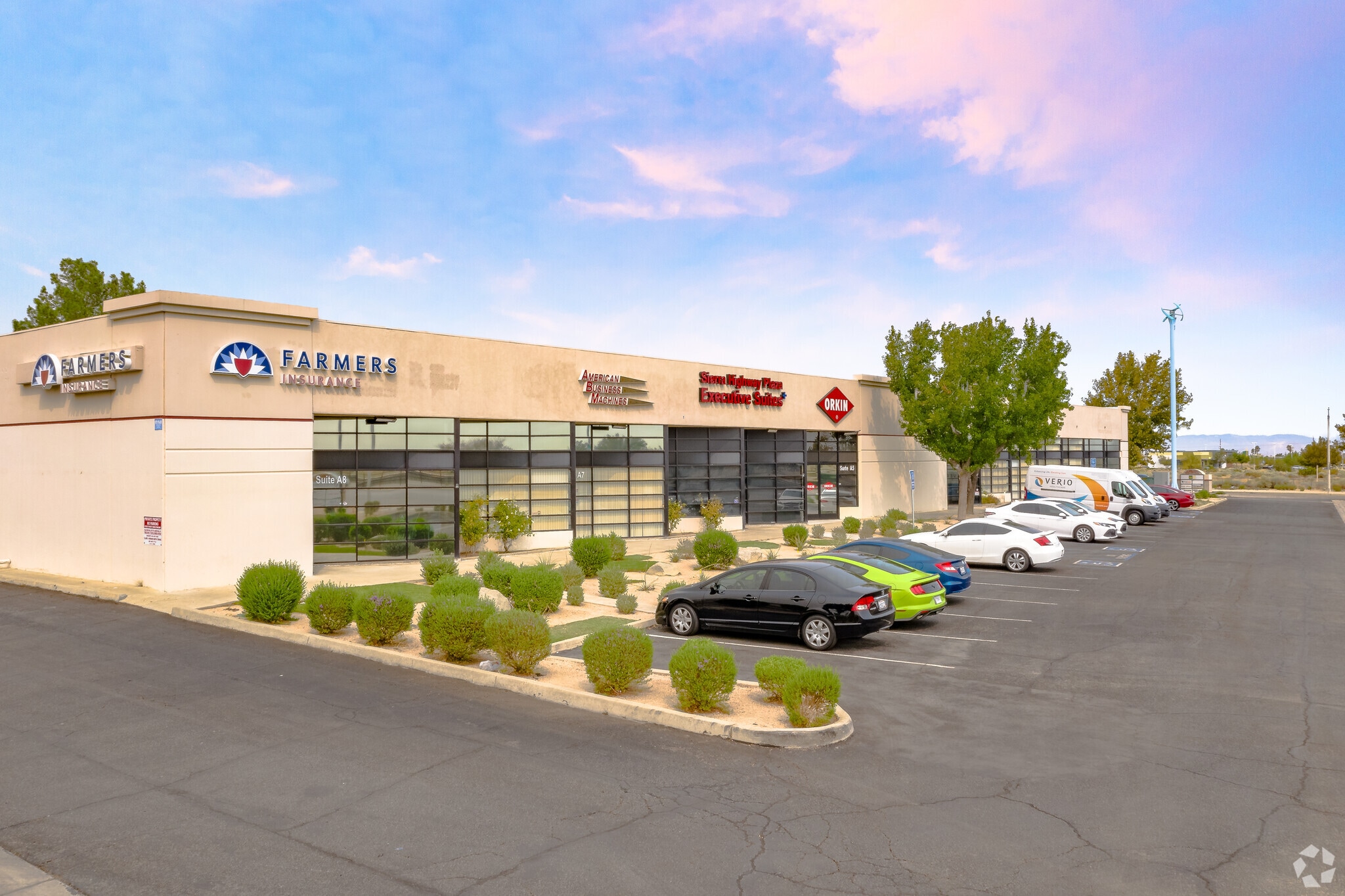 190 Sierra Ct, Palmdale, CA for Rent