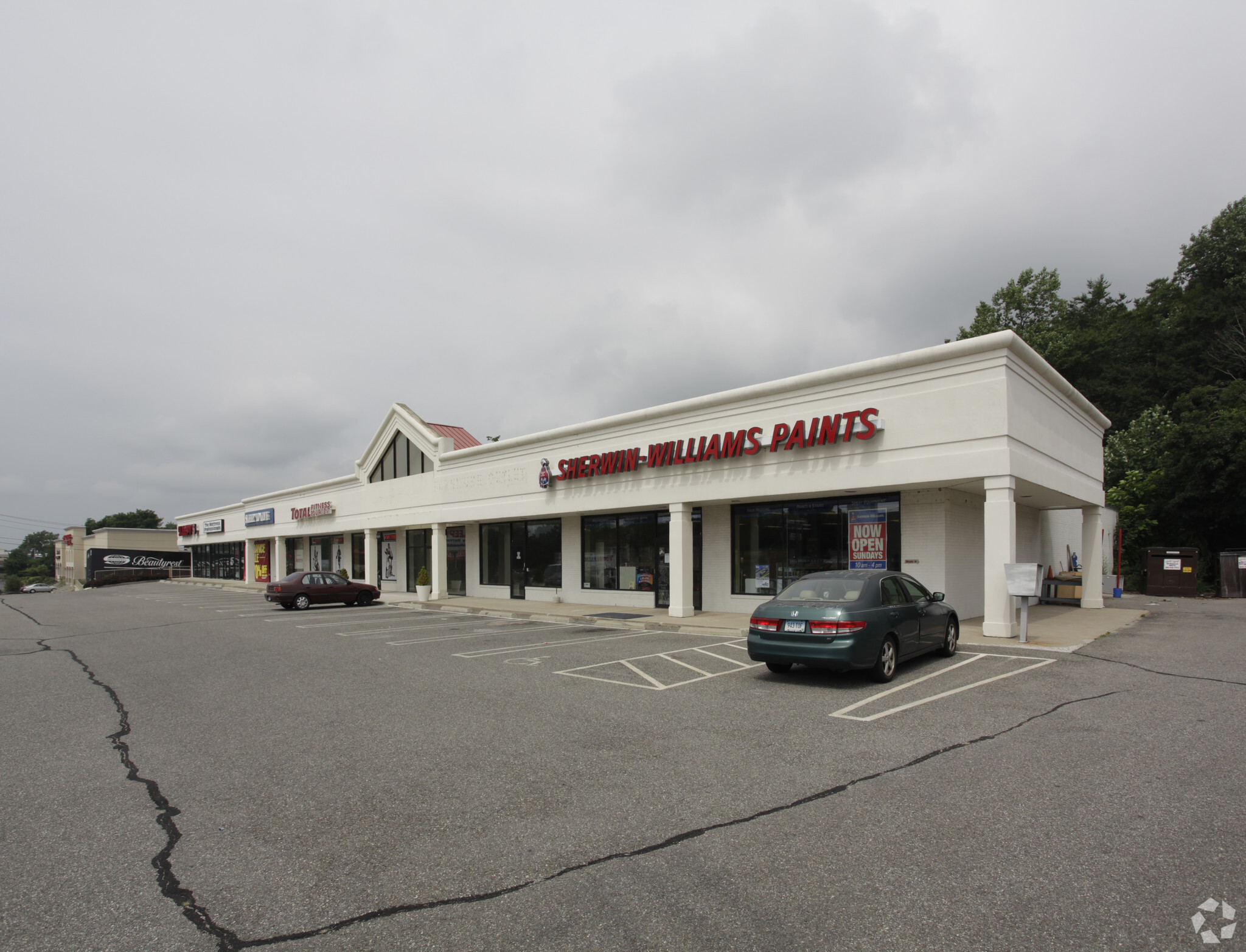 575 Boston Post Rd, Orange, CT for Rent