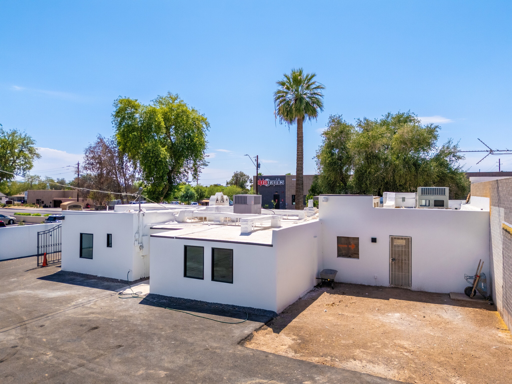 4445 N 24th St, Phoenix, AZ for Sale