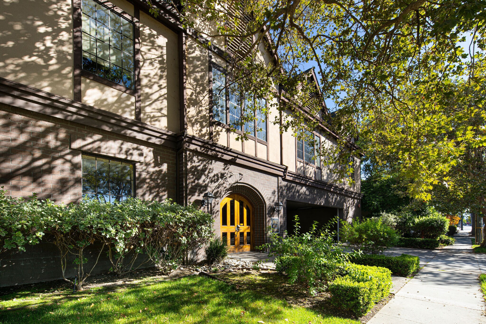 1042 W Hedding St, San Jose, CA for Rent