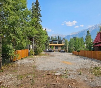 Canmore, AB Residential - 913 15 St Canmore, AB Residential - 913 15 St