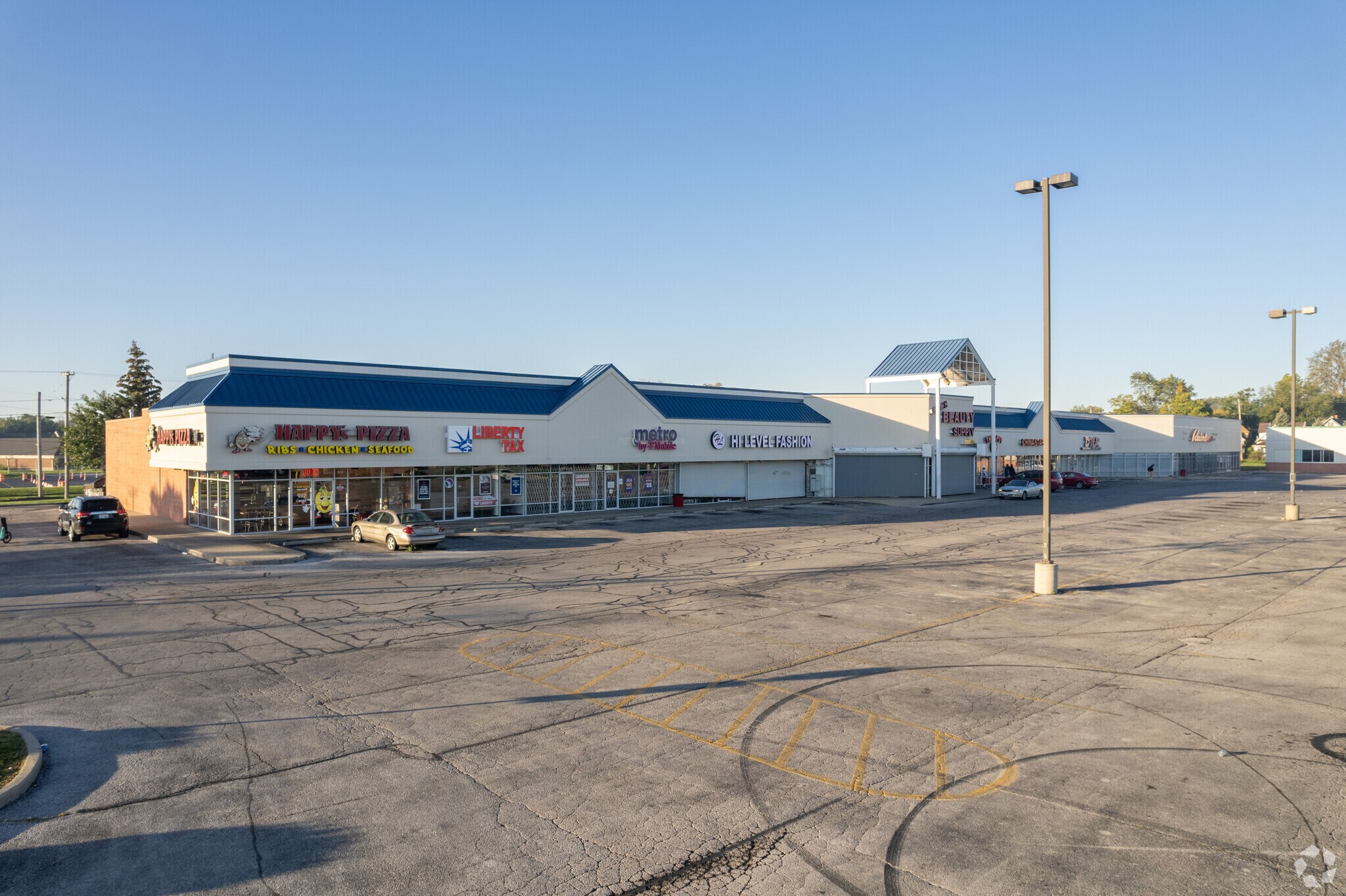 551 Dorr St, Toledo, OH for Rent