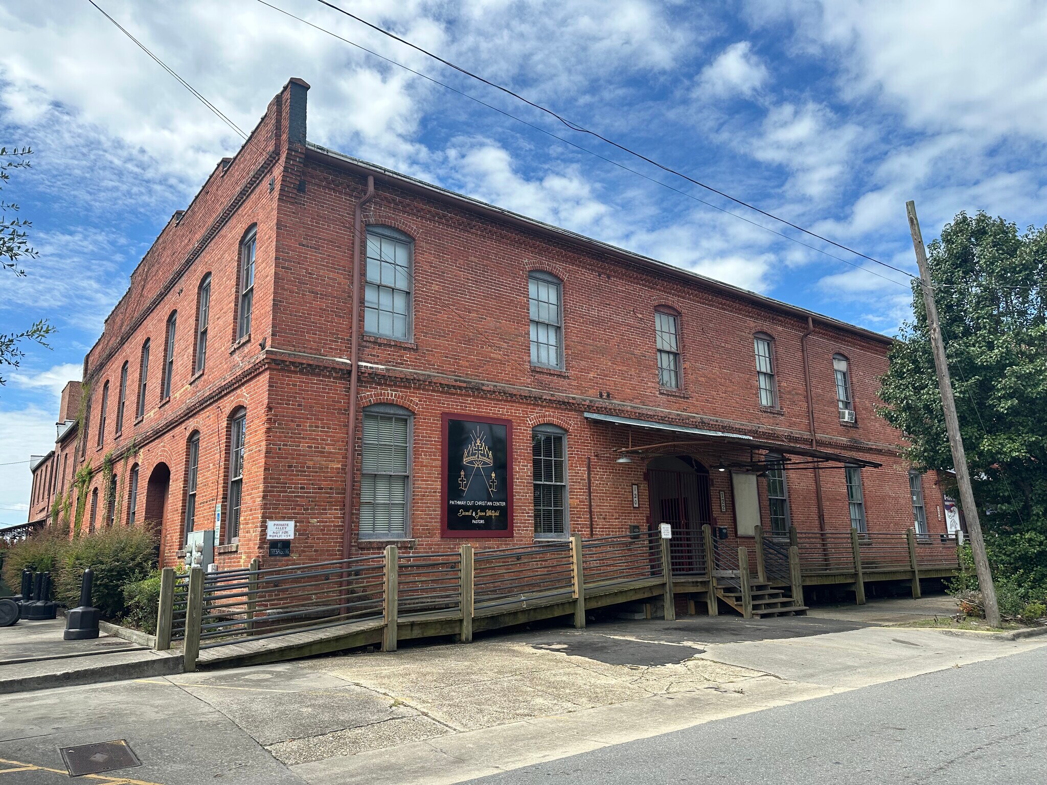 , Kinston, NC for Sale