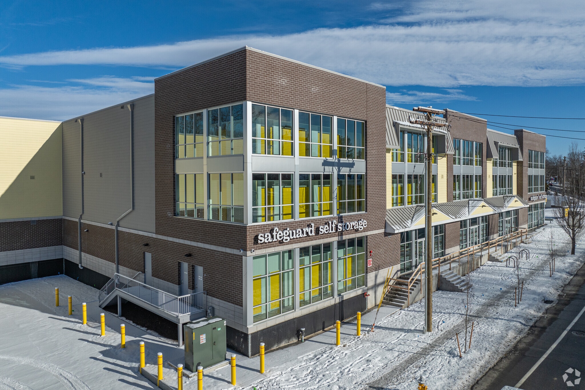 2710 North Ave, Bridgeport, CT for Rent