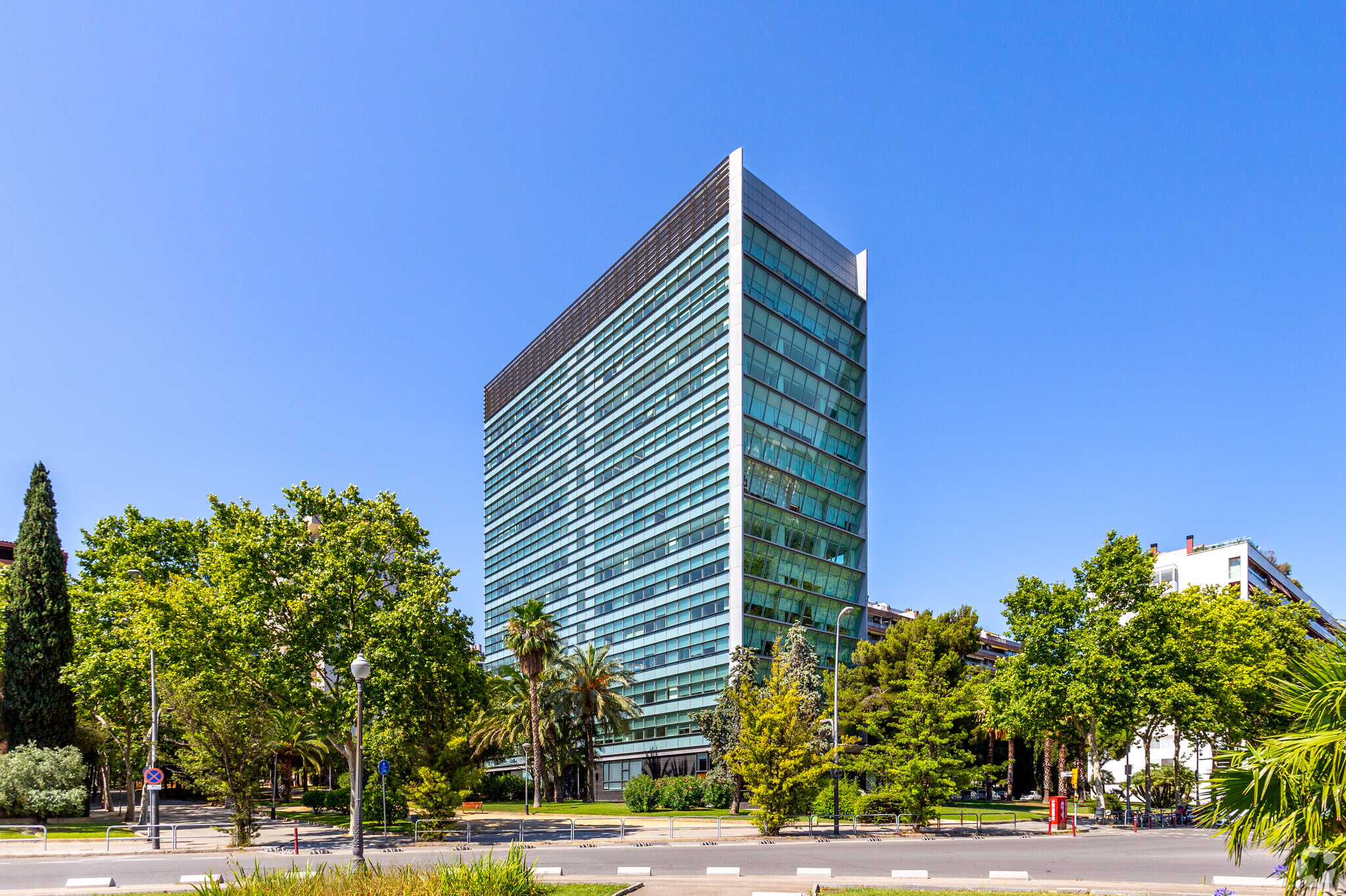 682 Diagonal Avinguda, Barcelona, BAR for Rent
