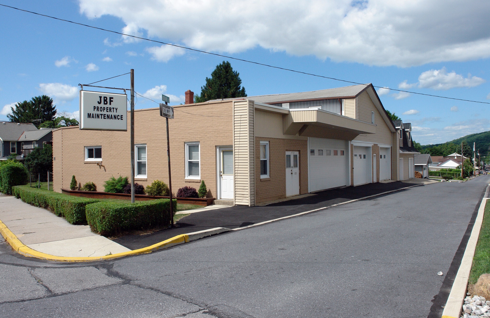 123 S 4th St, Emmaus, PA for Rent