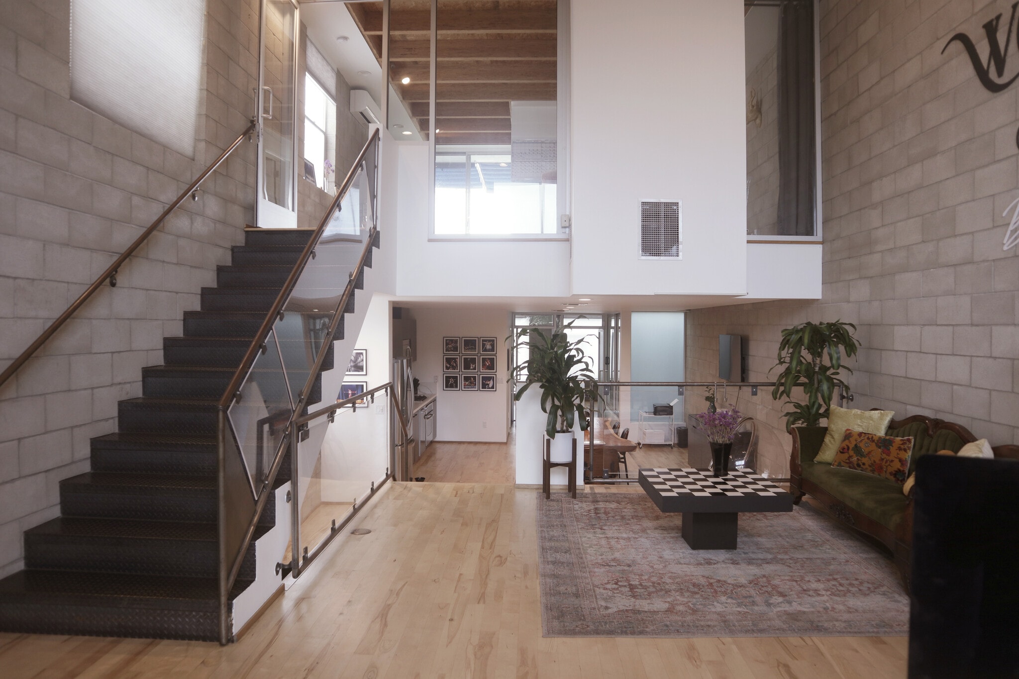 6615-6621 Melrose Ave, Los Angeles, CA for Rent