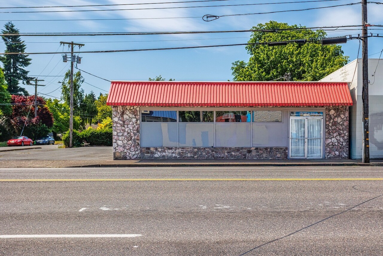 10234 NE Glisan St, Portland, OR for Sale