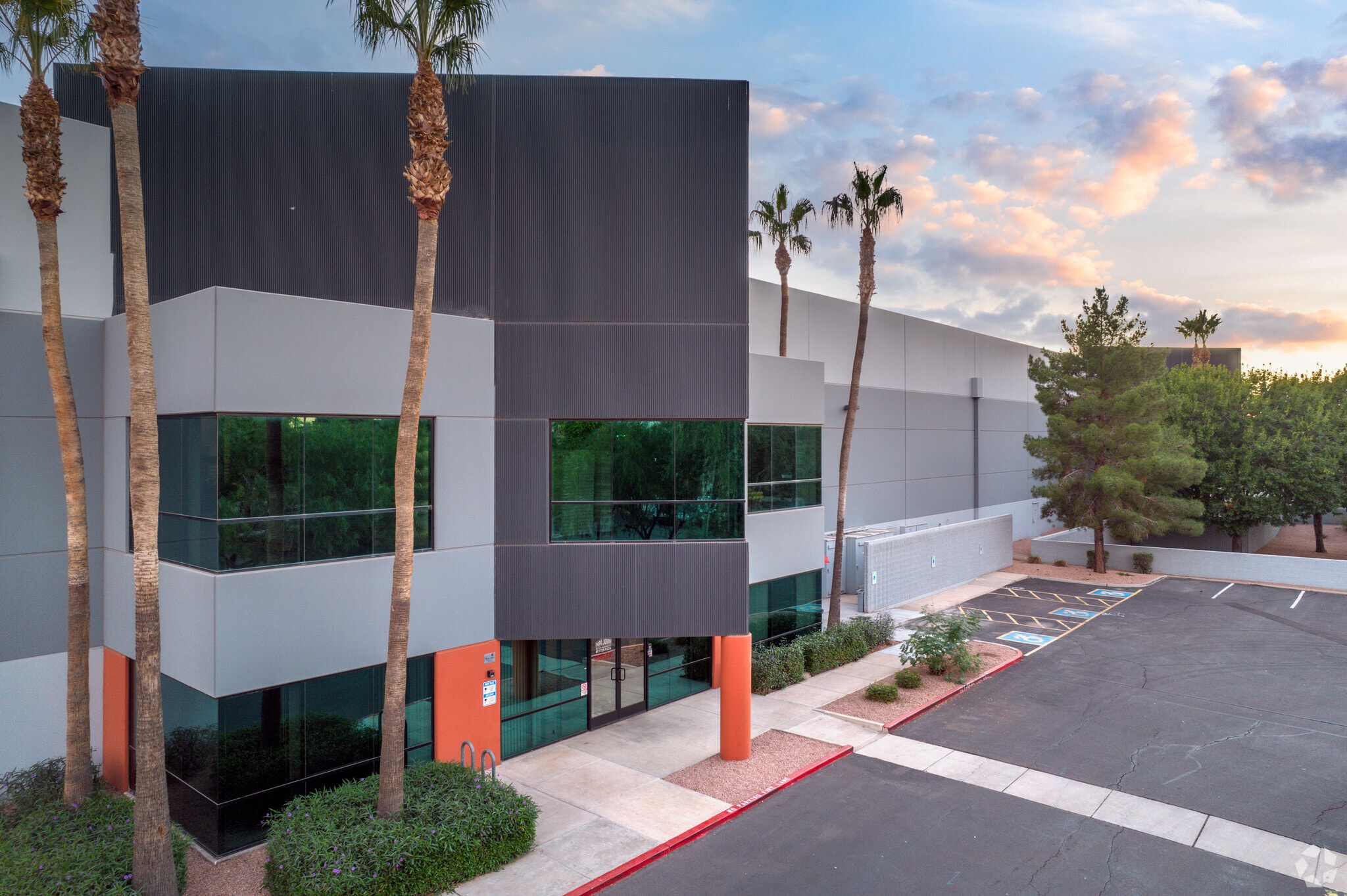 2075 W Obispo Ave, Gilbert, AZ for Rent
