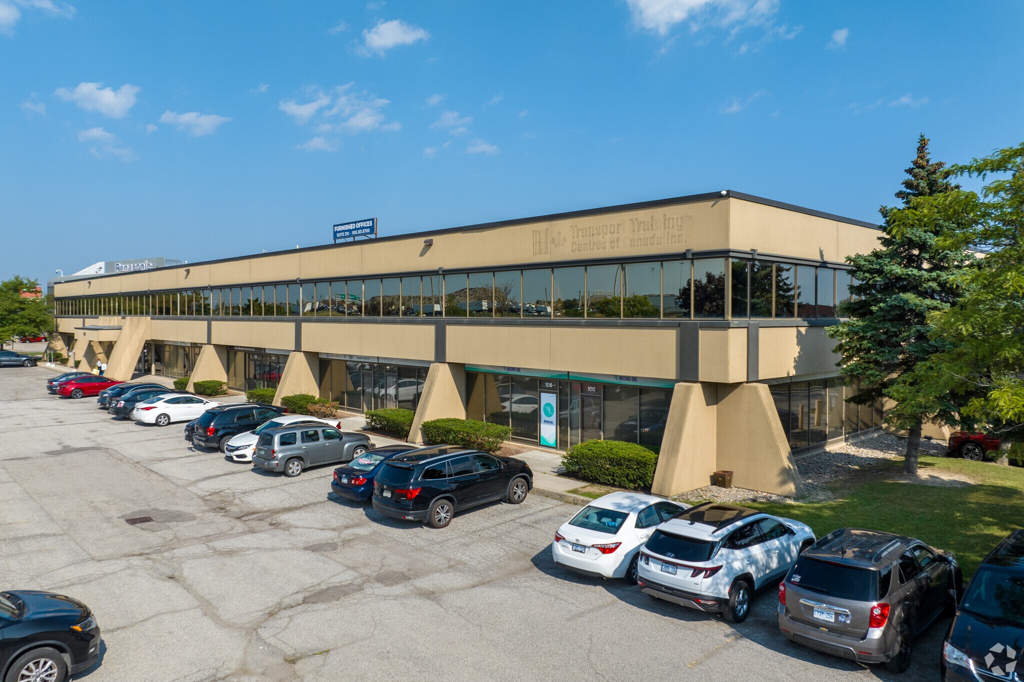 5800 Ambler Dr, Mississauga, ON for Rent